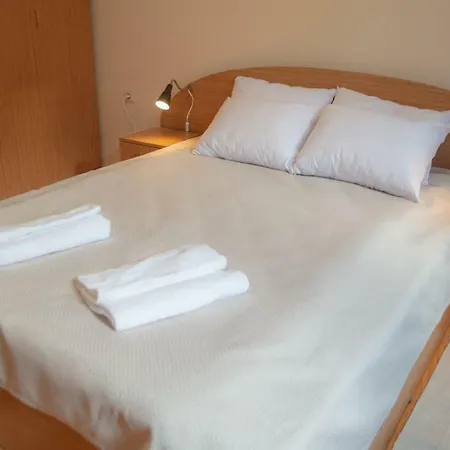 Top Center Cosy *